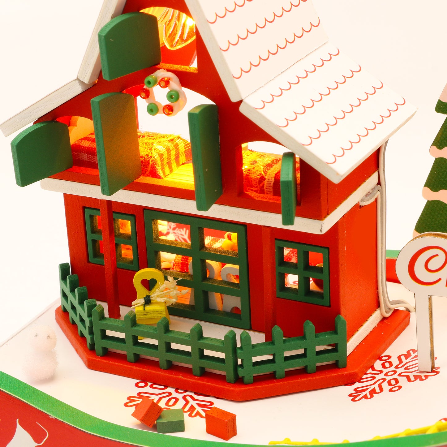 DIY Miniature Christmas House